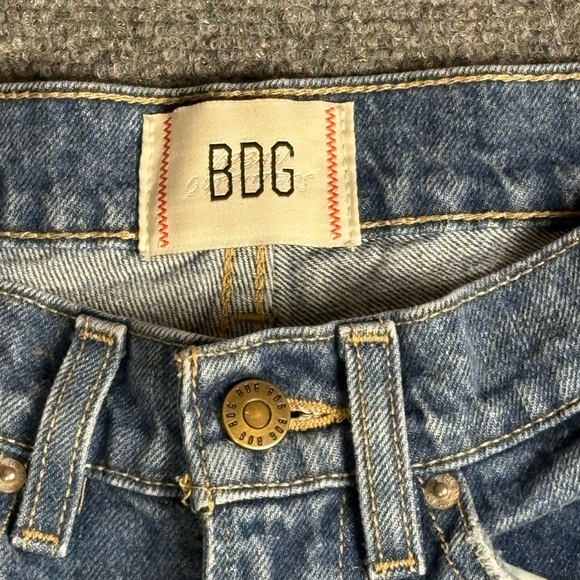 BDG Urban Outfitters Cropped Taper Barrel Jeans High Rise Raw Hem 100% Cotton - Picture 4 of 10